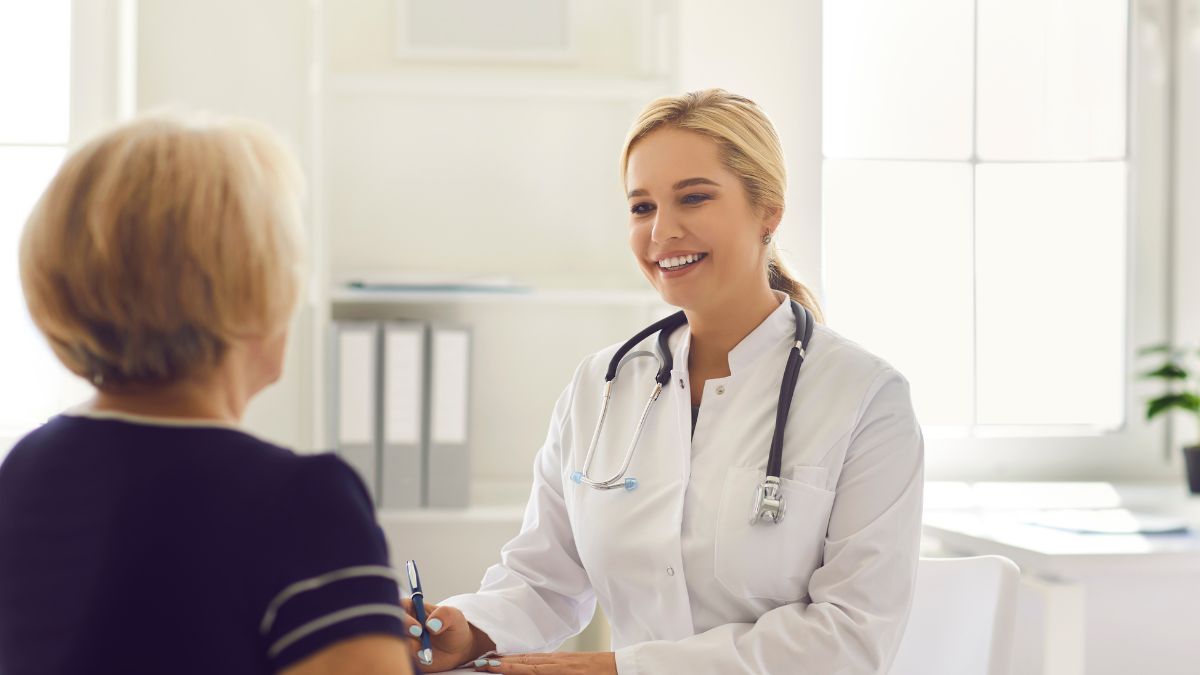 woman consulting her doctor